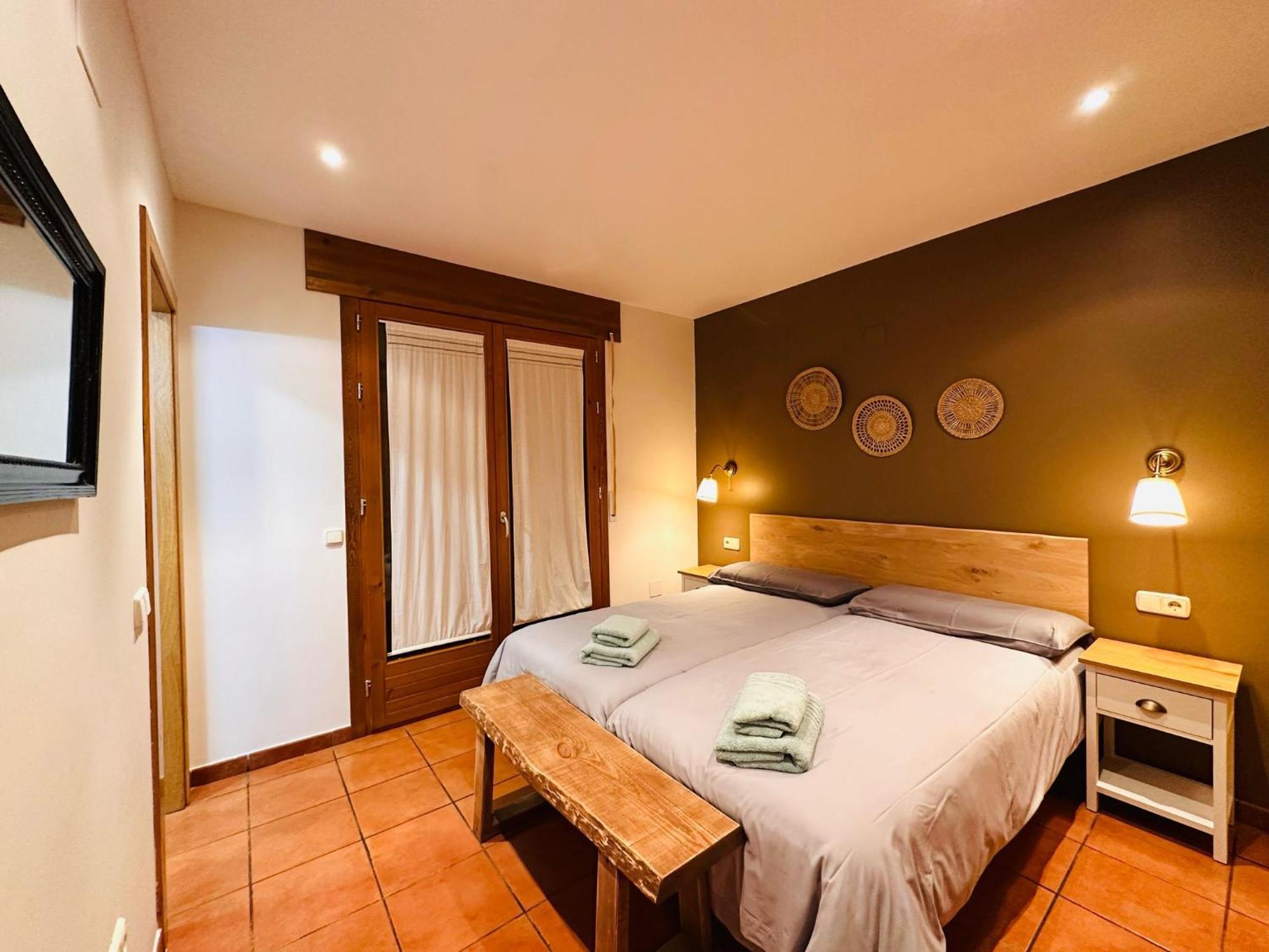Apartamento Acogedor Pineta Bielsa Bagian luar foto